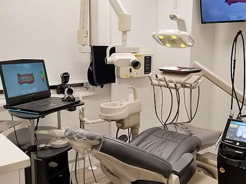 An image showcasing the Tooth Extraction package, provided by NYC Dental Implants Center An image showcasing the Tooth Extraction package, provided by NYC Dental Implants Center